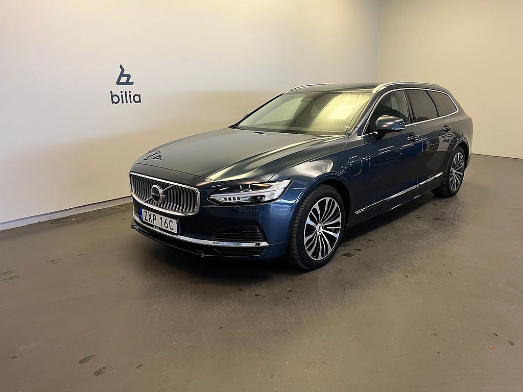 Volvo V90 Recharge T6 Core Bright / sensorer / Backkamera...