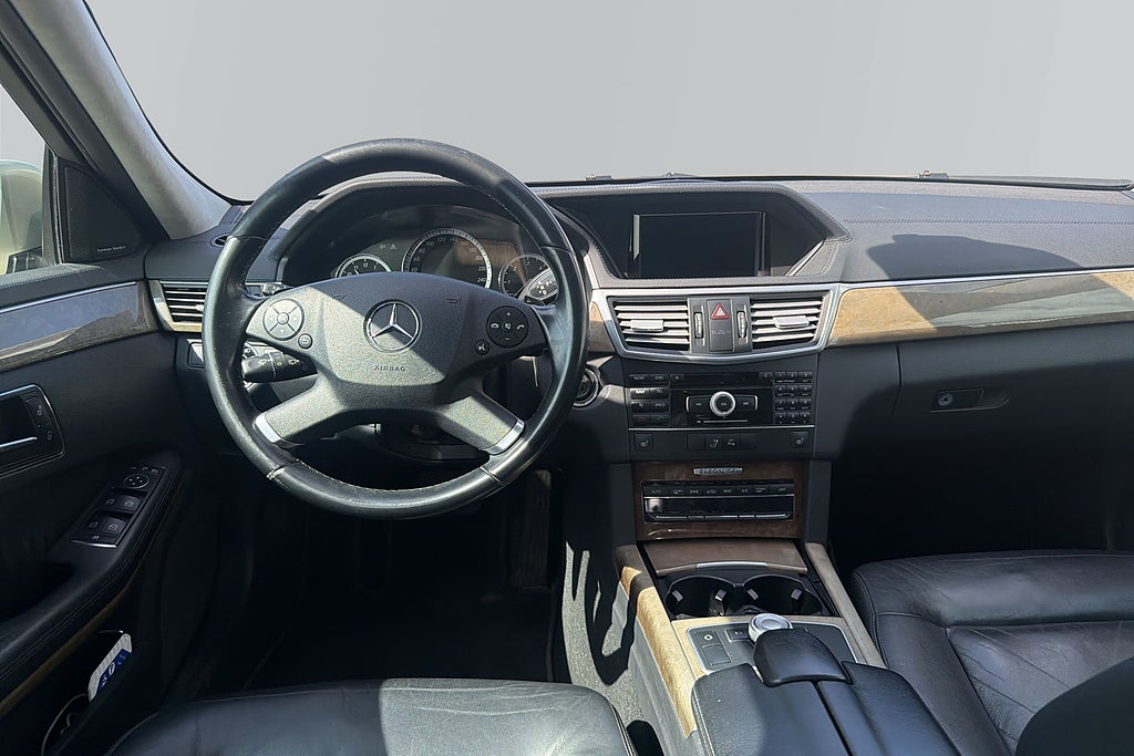 Mercedes-Benz E 2011