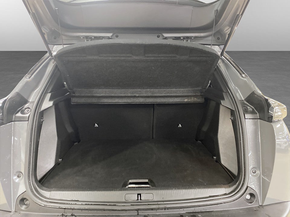 Bild på Peugeot 2008 GT Hybrid 145hk Aut B-KAMERA CARPLAY