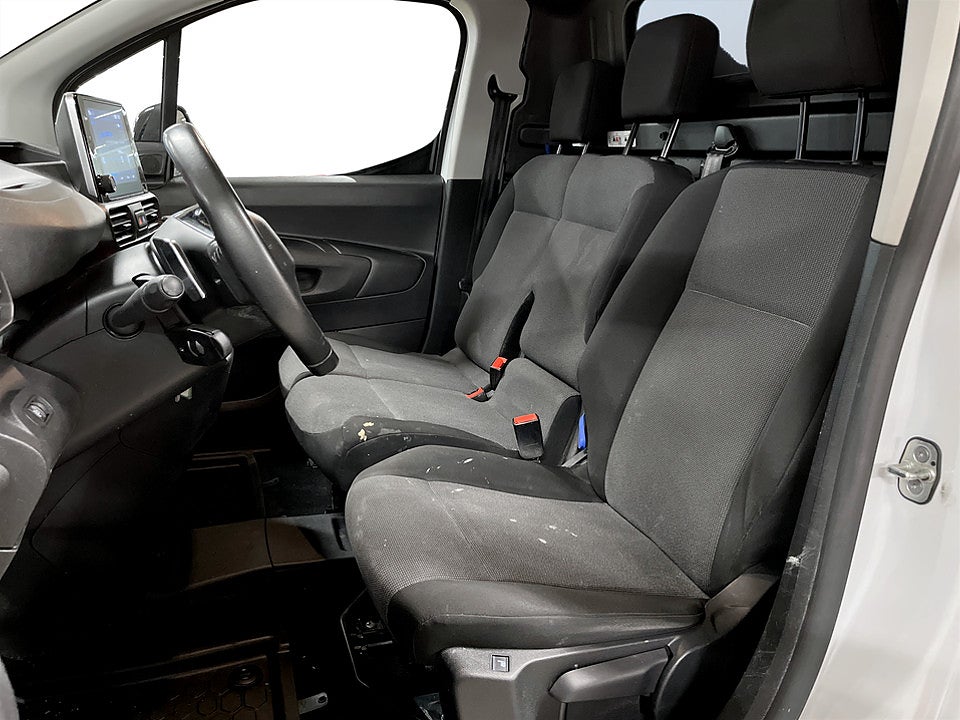 Bild på Peugeot Partner PRO+ 1.5 BHDi 130hk Aut L1 B-KAMERA DRAG