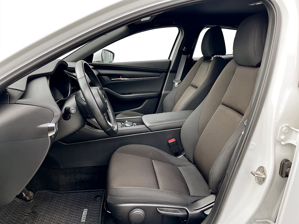 Bild på Mazda 3 Hatchback 2.0 SKYACTIV-G 150hk Aut NAV B-KAMERA