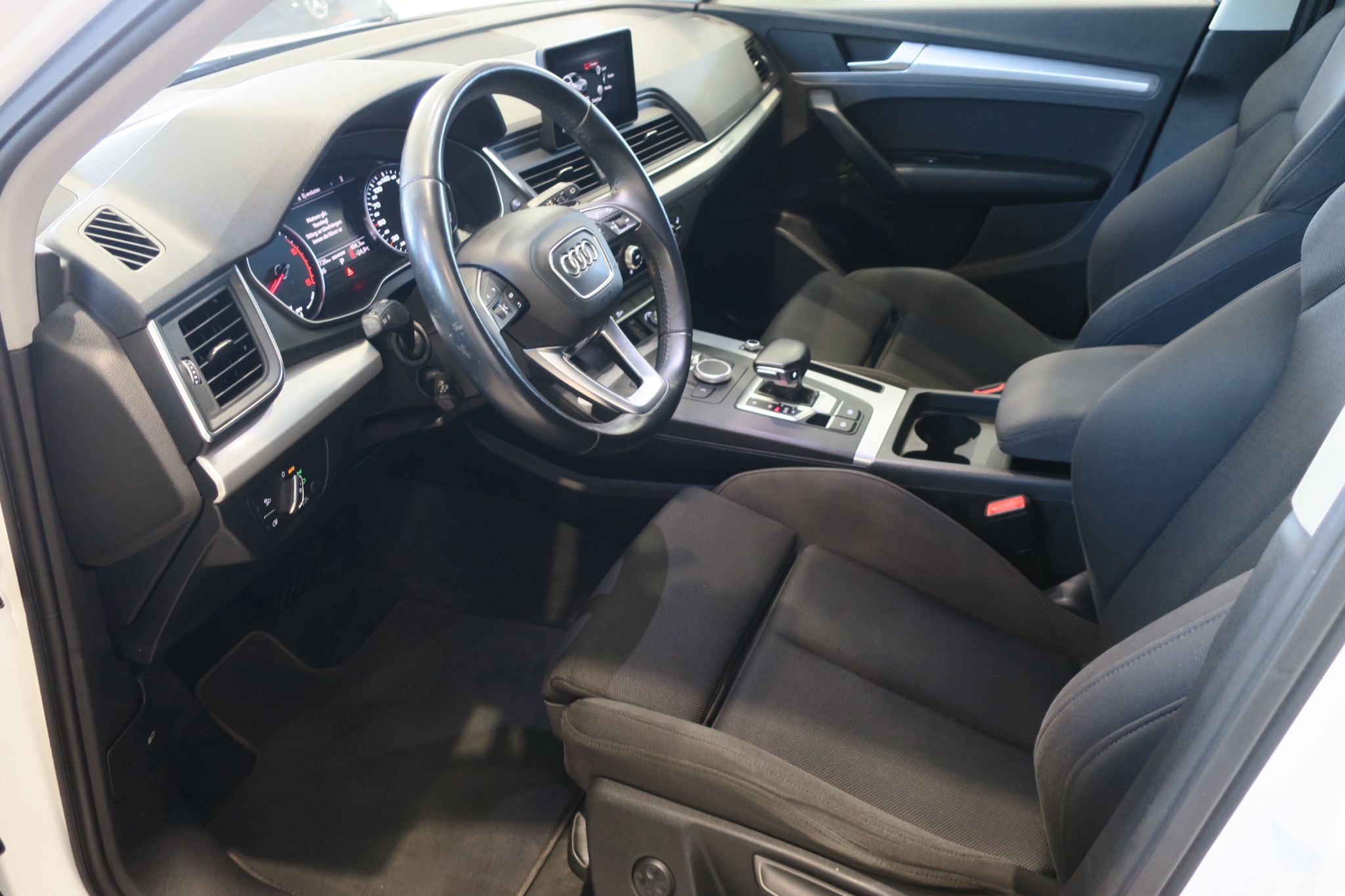 Audi Q5 40 TDI Q Proline Drag Värmare 2020, bild 5/45