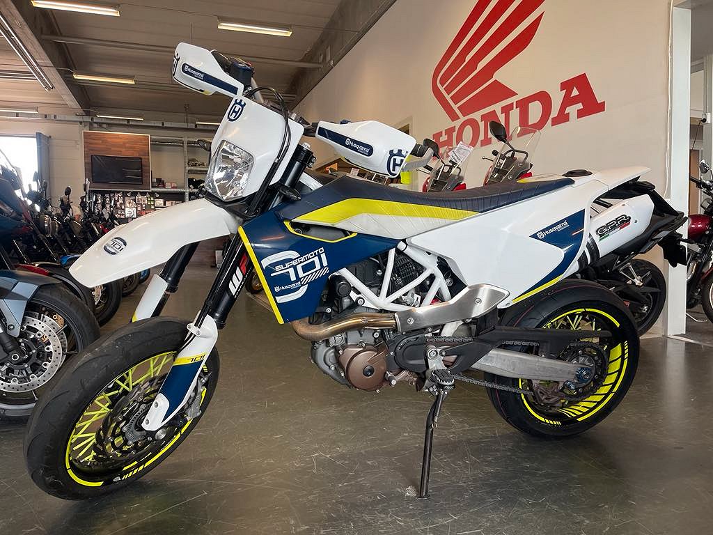 Husqvarna 701 Supermoto 