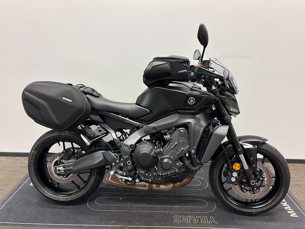 Yamaha MT-09 