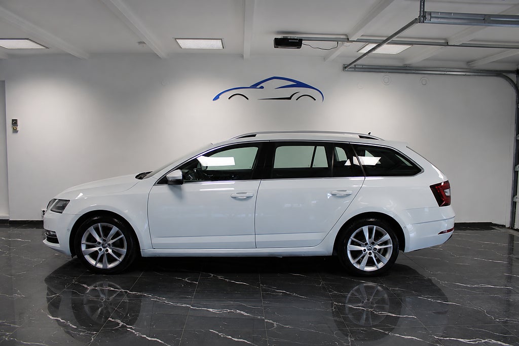 Skoda Octavia 2.0 TDI 4x4 Style Drag Webasto Park Assist Ny kamrem 
