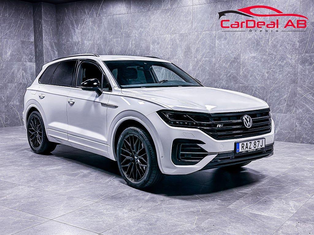 Volkswagen Touareg 3.0 V6 TDI 4M R-line luft Carplay *VÄLUTRUSTAD*