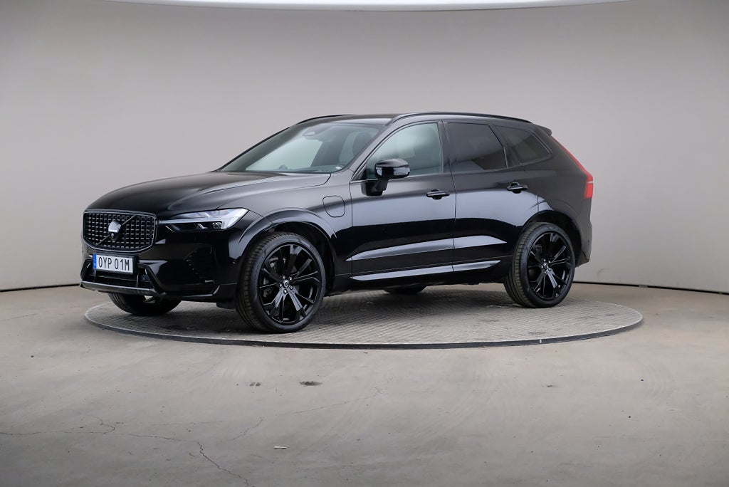 Volvo XC60 Recharge T6 350hk AWD Ultra Black Edition B&W Drag