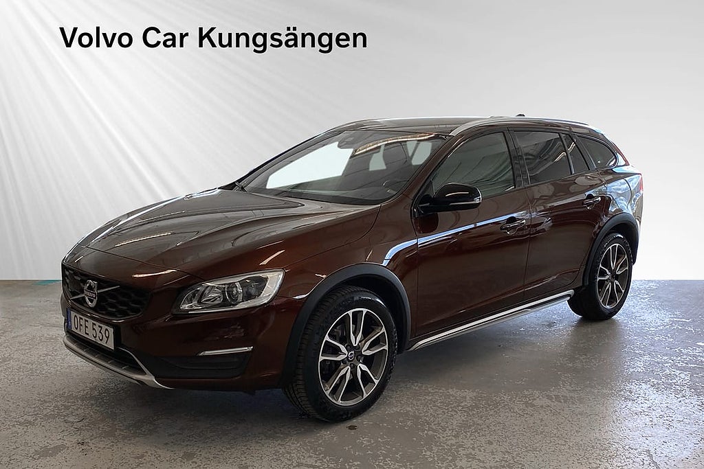 Volvo V60 Cross Country D3 Business Adv Summum DRAG / LÄDER