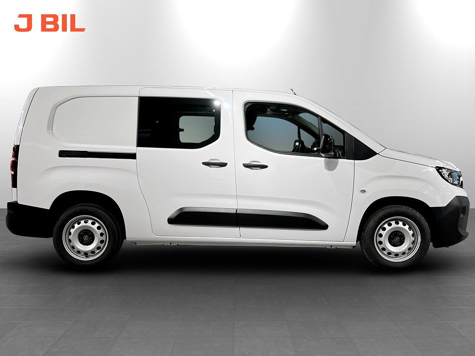 Bild på Opel Combo Crew Cab 130hk Aut - OMGÅENDE LEVERANS!