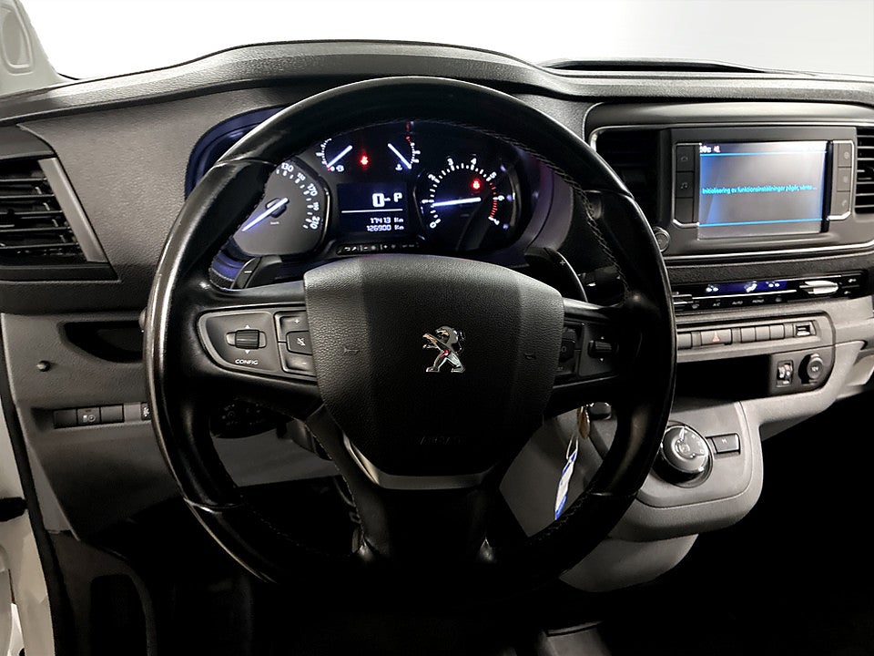 Bild på Peugeot Expert PRO+ L2 BHDi 180hk Aut WEBASTO, DRAG, BKAMERA, LEDRAMP 