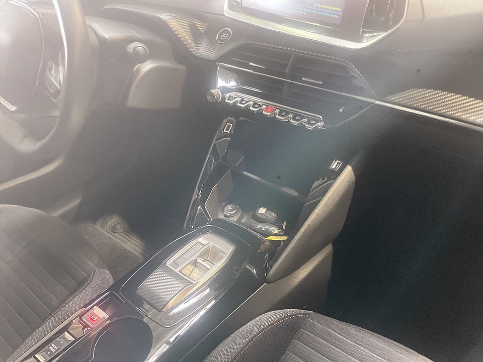 Bild på Peugeot E-208 Active Pack 50kWh 136hk Aut CARPLAY BACKSENSORER