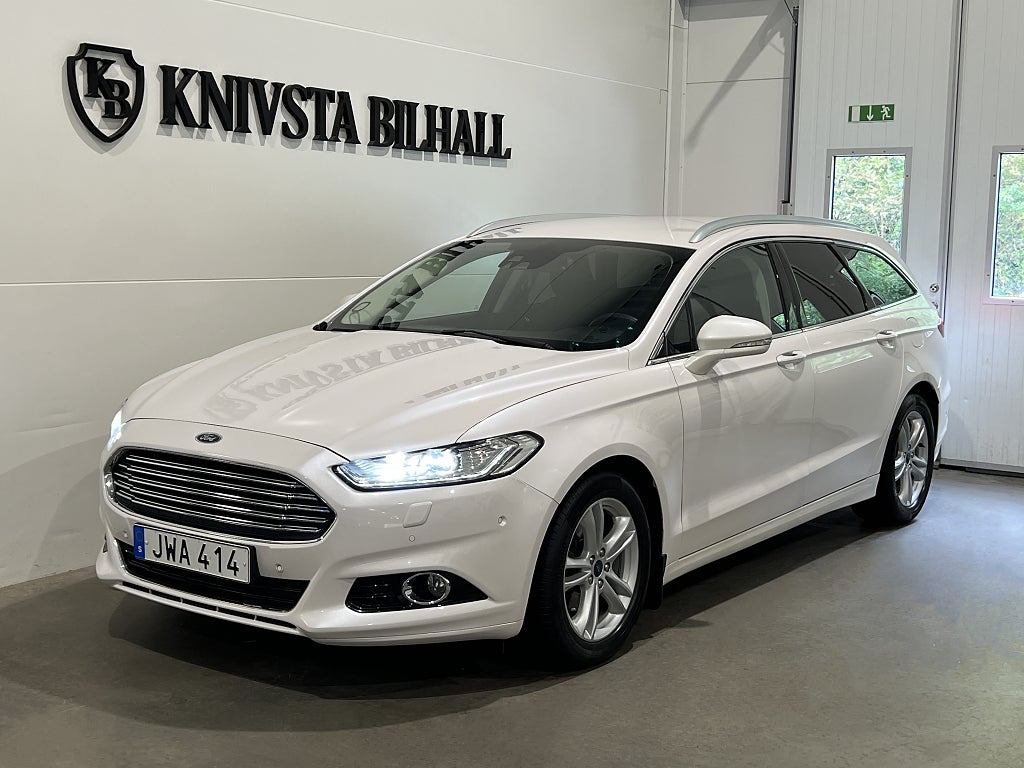 Ford Mondeo Kombi 2.0 TDCi Titanium Kamremsbytt Värmare 180hk