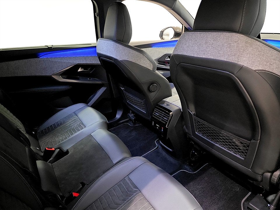 Bild på Peugeot E-5008 GT 214hk Aut - 7-SITS,B-KAMERA,DRAG