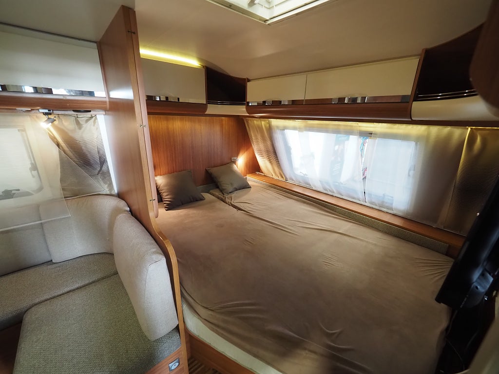 Adria Adora 563 PT Barnkammarvagn Alde