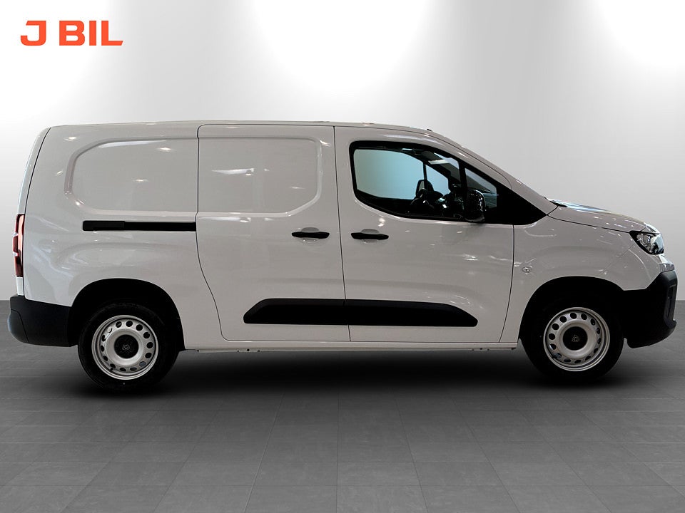 Bild på Peugeot Partner 130hk Aut L2 - DIESELVÄRMARE MM INGÅR!