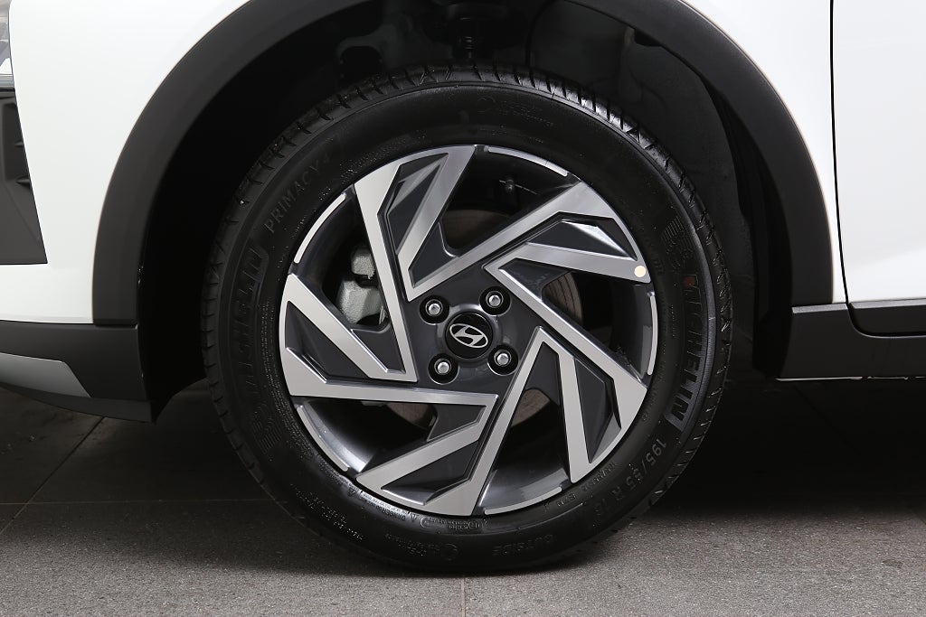 Hyundai Bayon 1.0 T-GDi 90hk Essential Manuell - Privatleasing