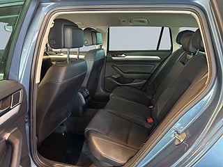 Volkswagen Passat Alltrack 2.0 TDI 4M Alltrack Kamera/MoK/Ad.Fhåll/Dvärm/1Ägare – bild 13