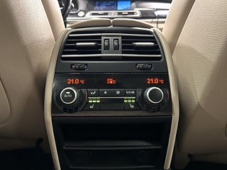 BMW 750 i xDrive Steptronic M Sport Välskött/Välutrustad/S&V-Däck