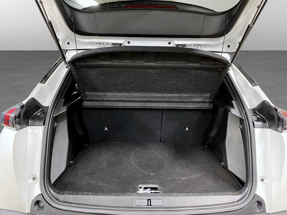 Bild på Peugeot 2008 GT 1.2 PT 130hk Aut - B-KAMERA, CARPLAY