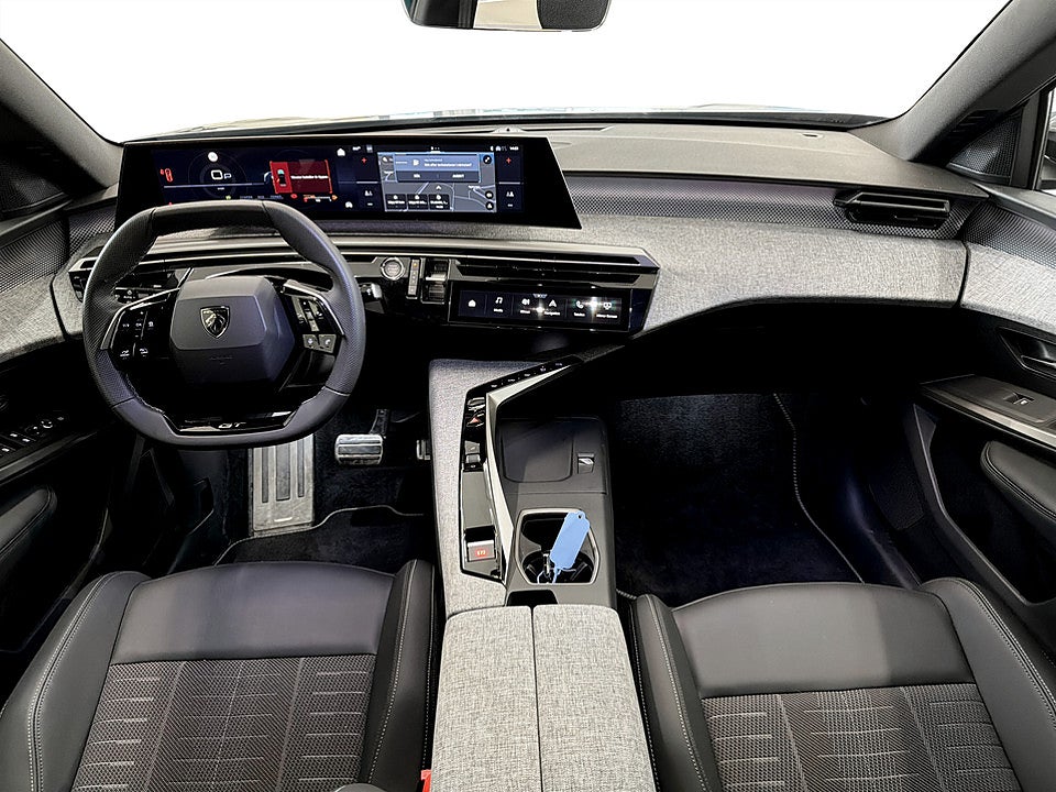Bild på Peugeot 3008 GT Hybrid 145hk AUT B-KAMERA DRAG CARPLAY