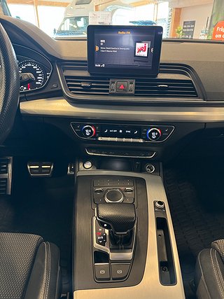 SUV Audi Q5 11 av 16