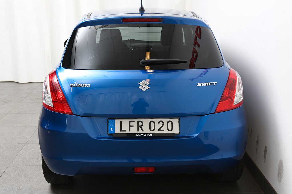Suzuki Swift 1,2 VVT 94hk 5D Keyless Bluetooh Motorvärmare 2016