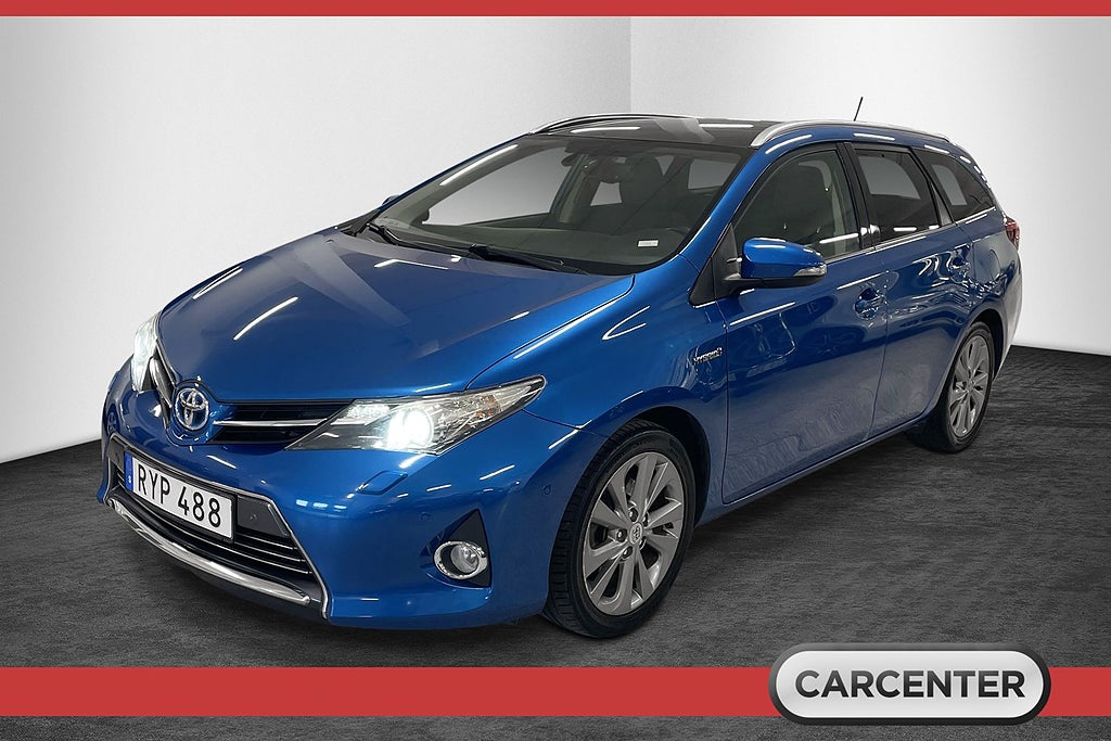 Toyota Auris Touring Sports Hybrid e-CVT Executive/Pano/B-kamera