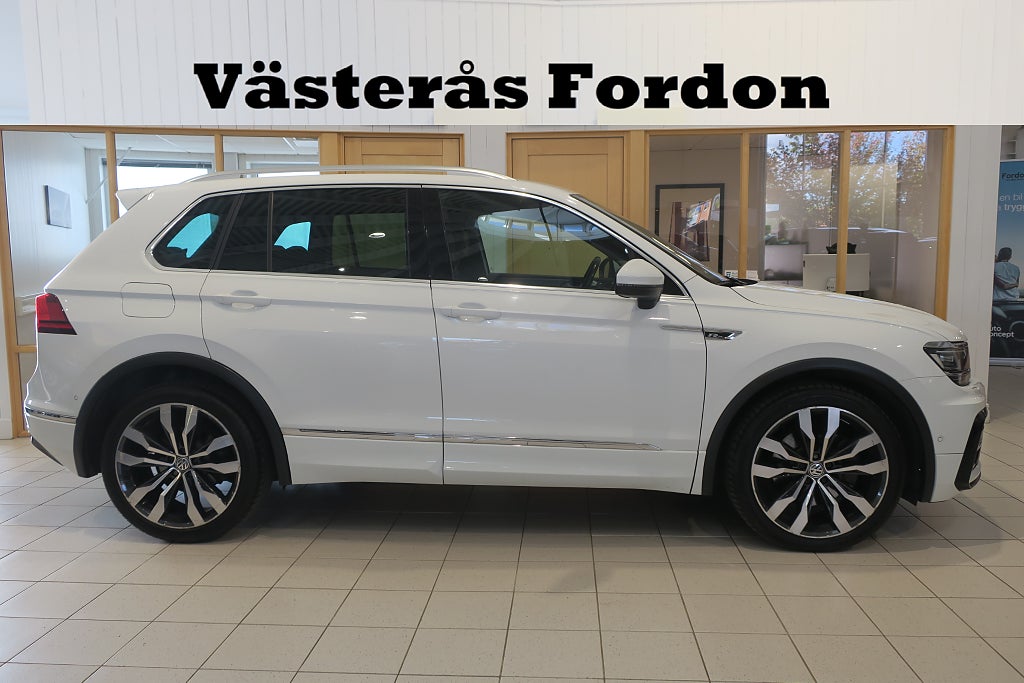 Volkswagen Tiguan 2.0 TDI 4M R-Line Värmare Drag Dynaudio Cockpit Kamera