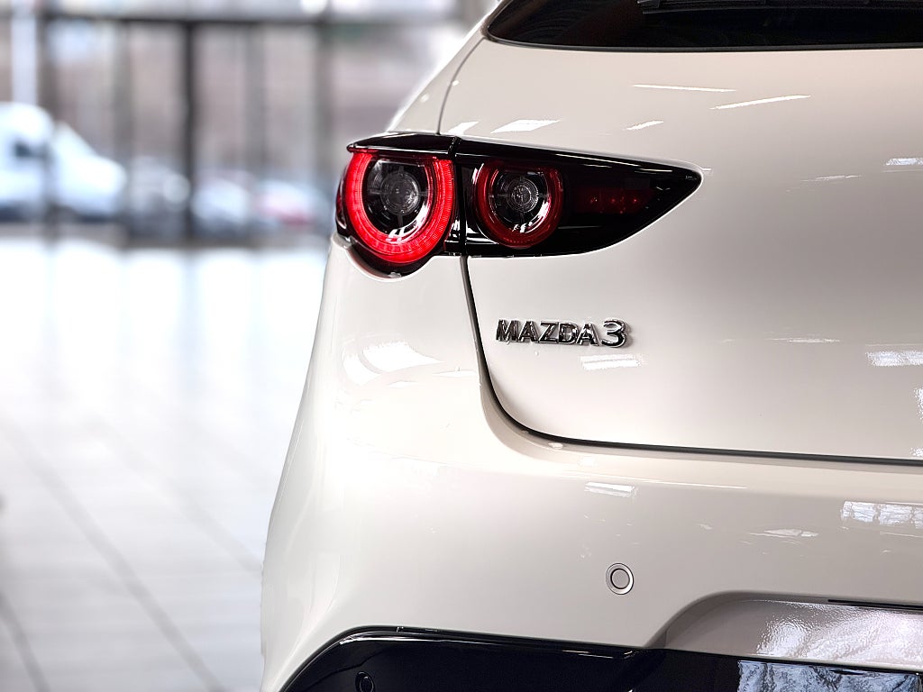 Mazda 3 Homura 2.5 E-Skyactiv G Aut/Backkamera/Navi