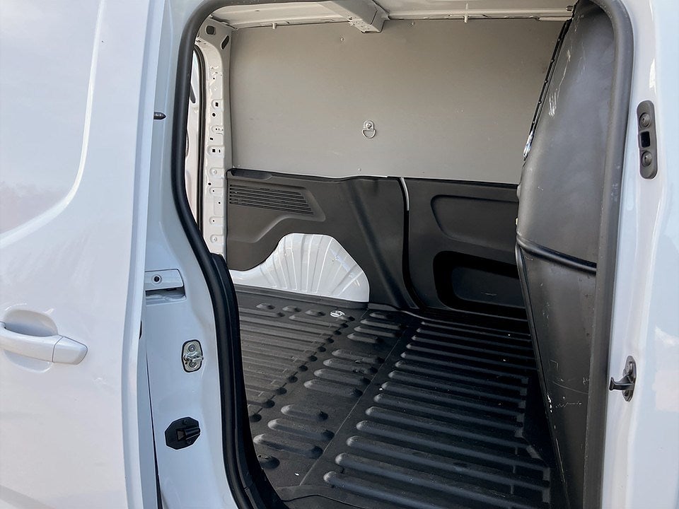 Bild på Peugeot Partner PRO+ 1.5 BHDi 130hk Aut L1 - B-KAMERA, DRAG