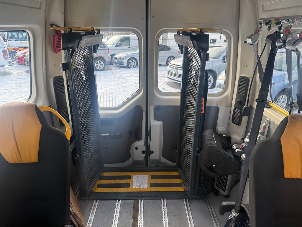 Nissan NV400 bild 6