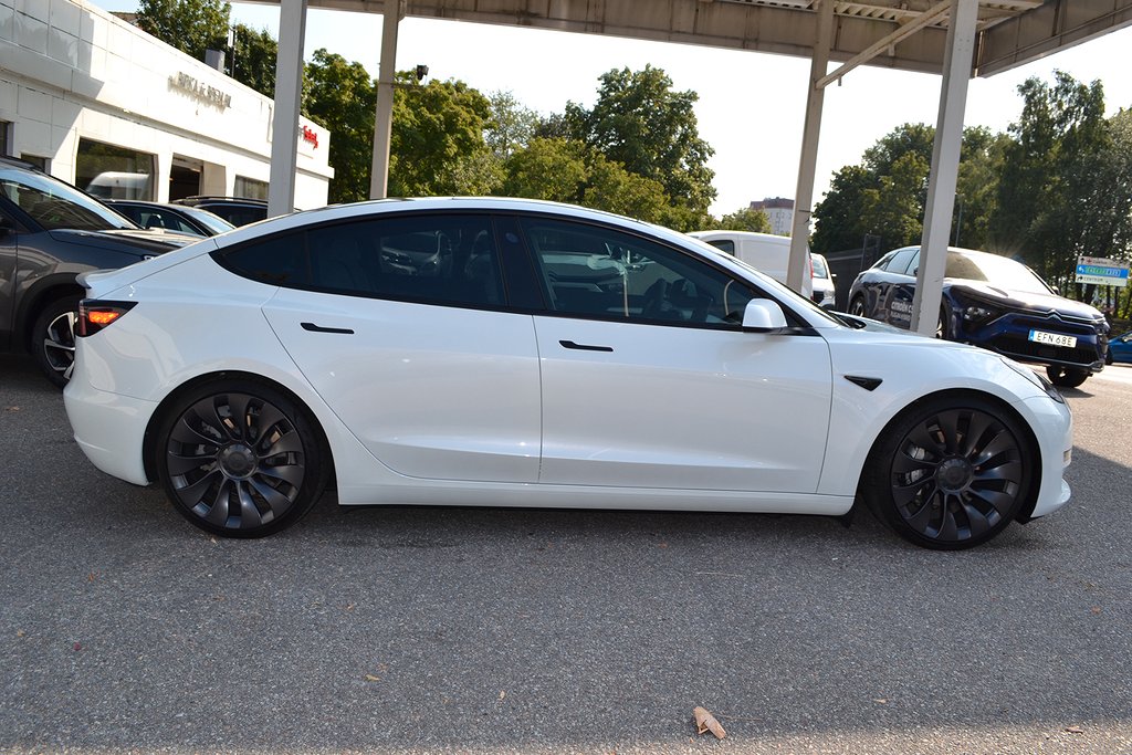 Tesla Model 3 Long Range AWD, 440hk, 2021