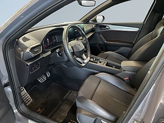 Cupra Leon Sportstourer e-HybridS&V-Hjul/Backkamera/Psens/Rattvärm – bild 7