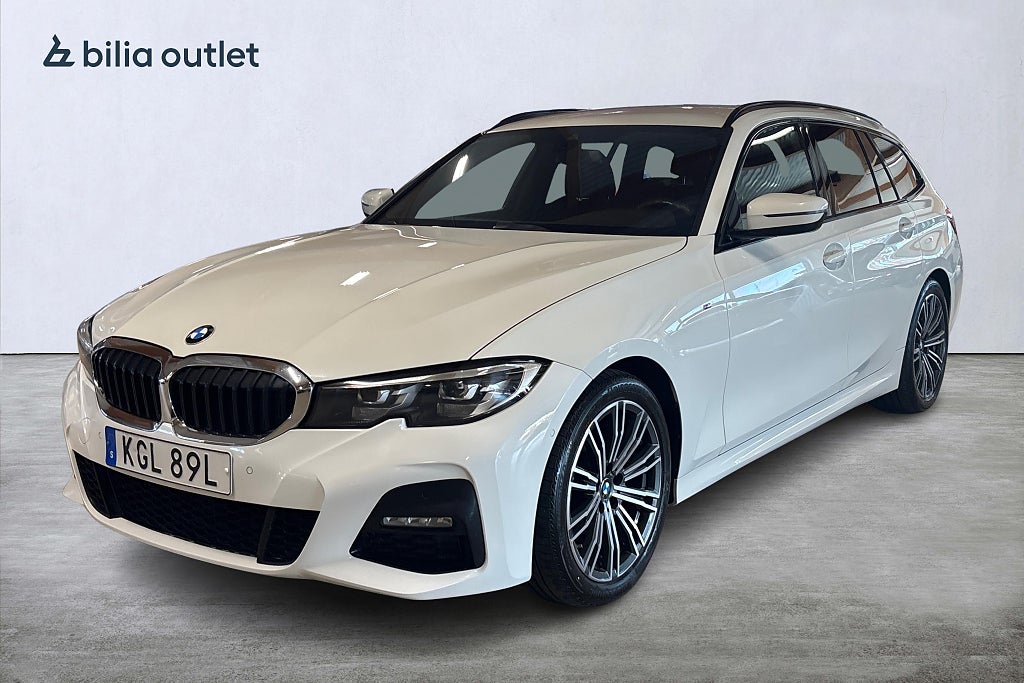 BMW 320d xDrive Touring M-Sport / Värmare / Drag / Navi / B-kam