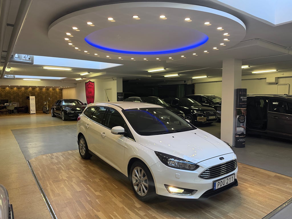 Ford Focus Kombi 1.0 EcoBoost Titanium Euro 6 DRAGKROK