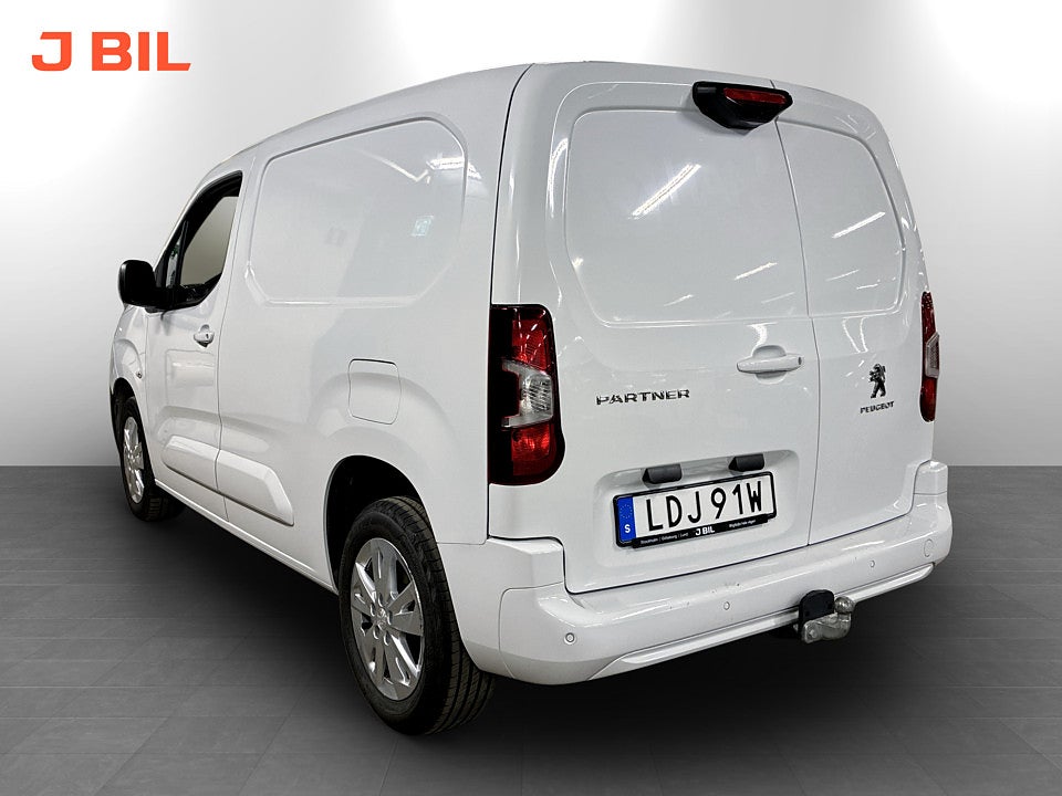 Bild på Peugeot Partner PRO+ L1 BHDi 130 Aut - WEBASTO, DRAG, BACKKAMERA