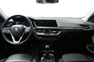 Halvkombi BMW 118I 16 av 23