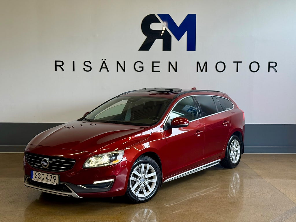 Volvo V60 D4 AWD Geartronic Momentum Business Edition //Taklucka