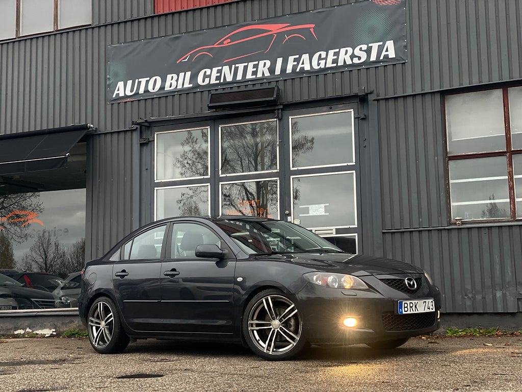 Mazda 3 Sedan 1.6 MZR Touring