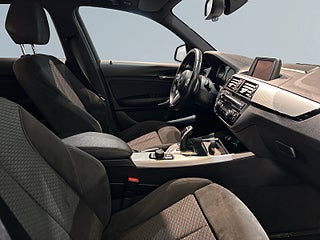 BMW 120D xDrive M Sport Kamkedja Drag Psens Mvärm Kamera SoV – bild 10
