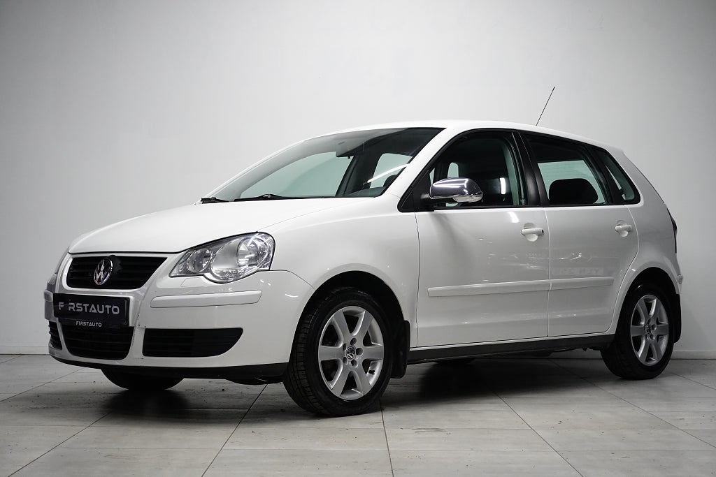 Volkswagen Polo 5-dörrar 1.4 Comfortline / Ny servad