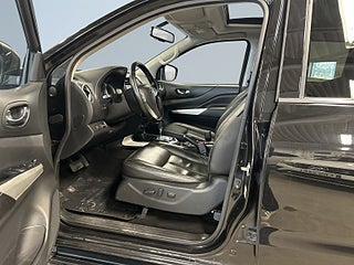Nissan Navara Dubbelhytt 2.3 dCi 4WD 360°/Drag/MOMS/M&D-Värm/S&V-Däck