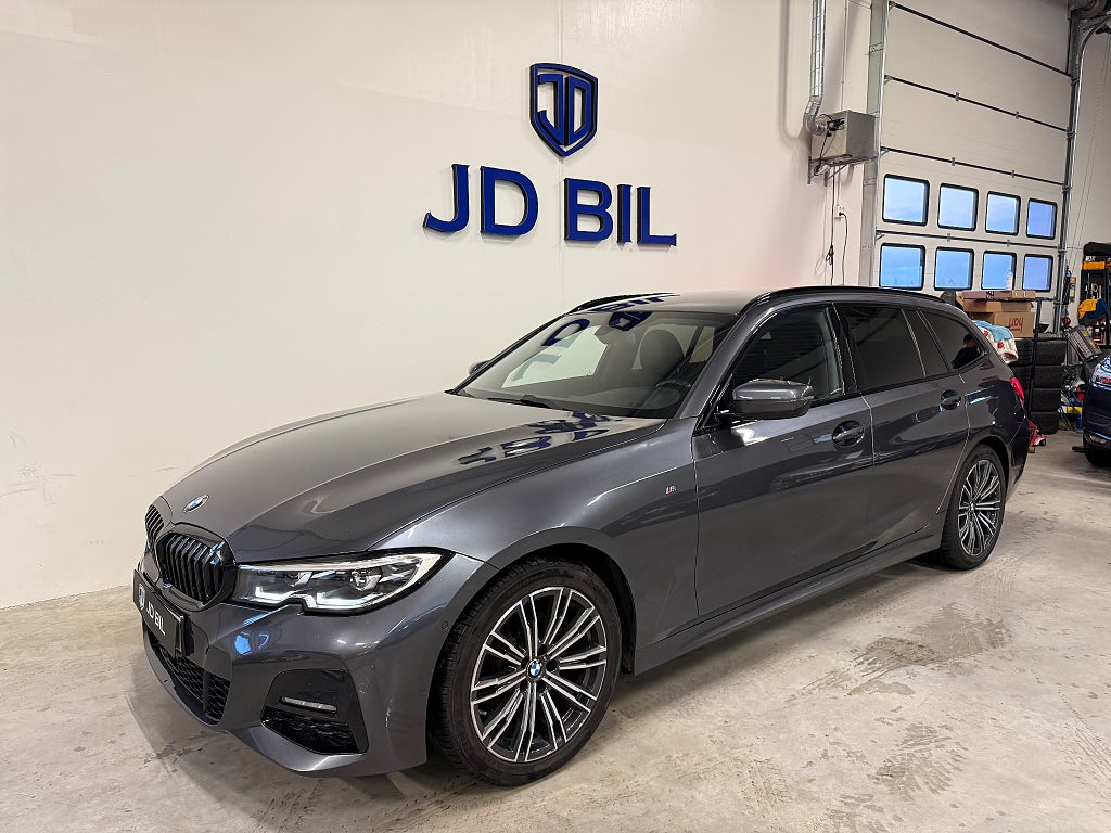 BMW 320 d xDrive Touring M Sport Drag Kamera Värmare 190hk