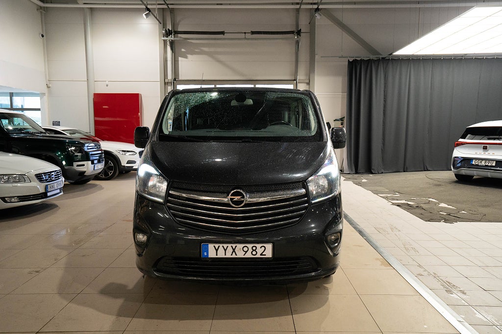 Opel Vivaro 6-sits Dubbelhytt LÅNG L2 D-VÄRMARE KAMERA 1-ÄGARE