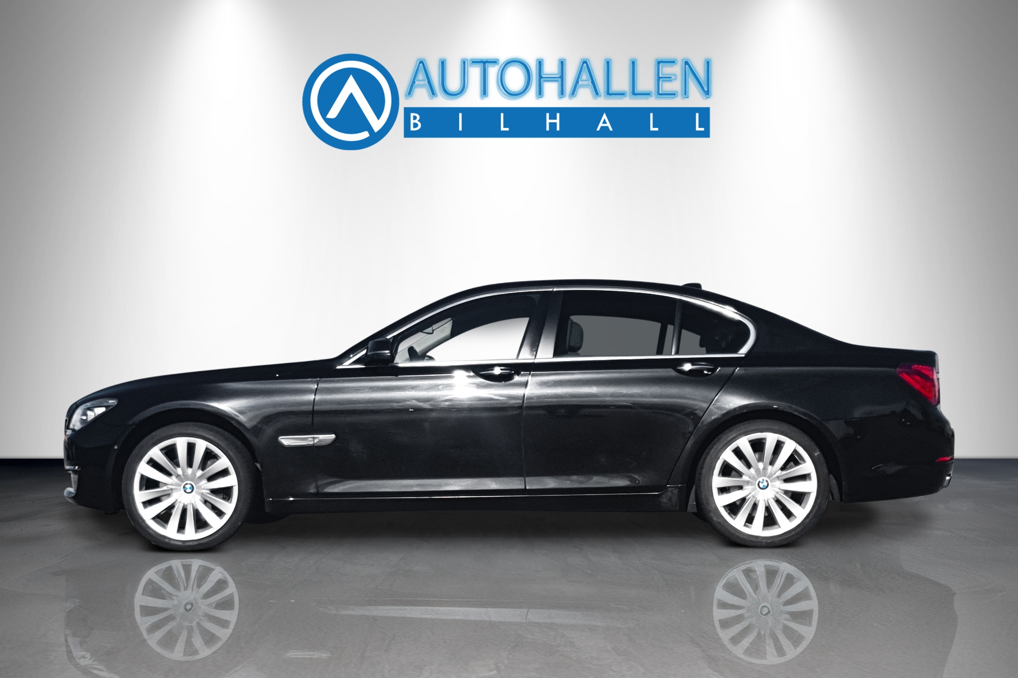 BMW 740 d xDrive 313HK 1 ÅRS GARANTI 2013, bild 3/40