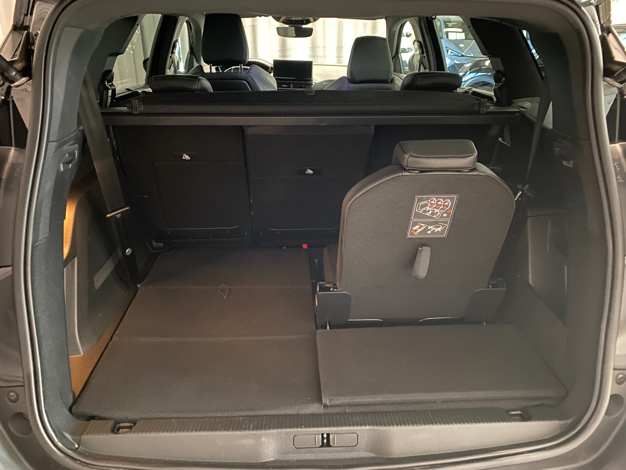 Peugeot 5008 GT BHDi 130hk Automat 2023, bild 7/45