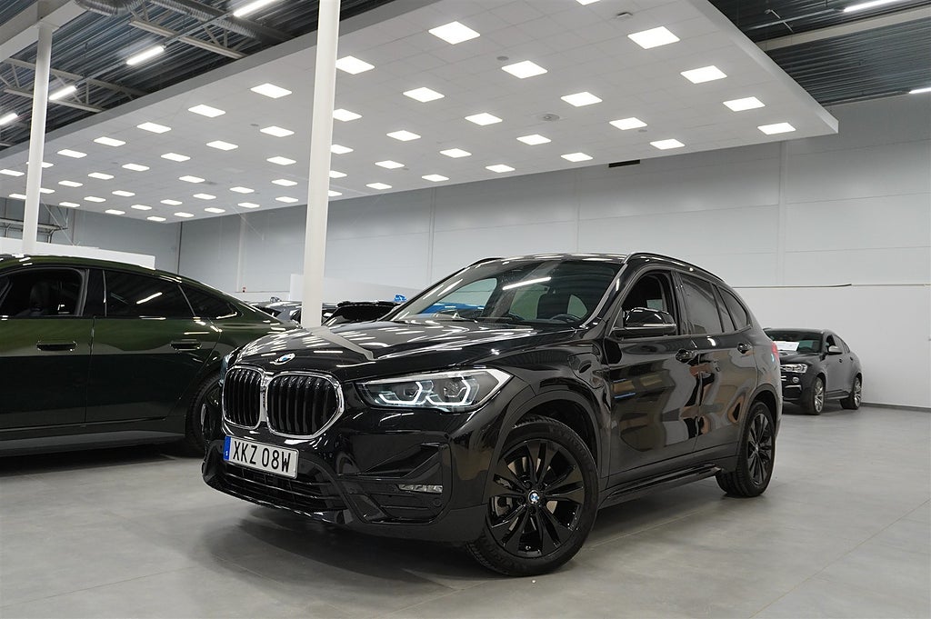 BMW X1 3,65% ränta xDrive25e Sportline Navi HUD Backkamera