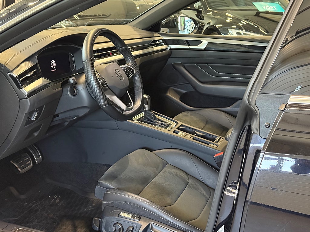 Volkswagen Arteon eHybrid Shooting Brake 1.4 TSI R-Line 19" Värmare Drag