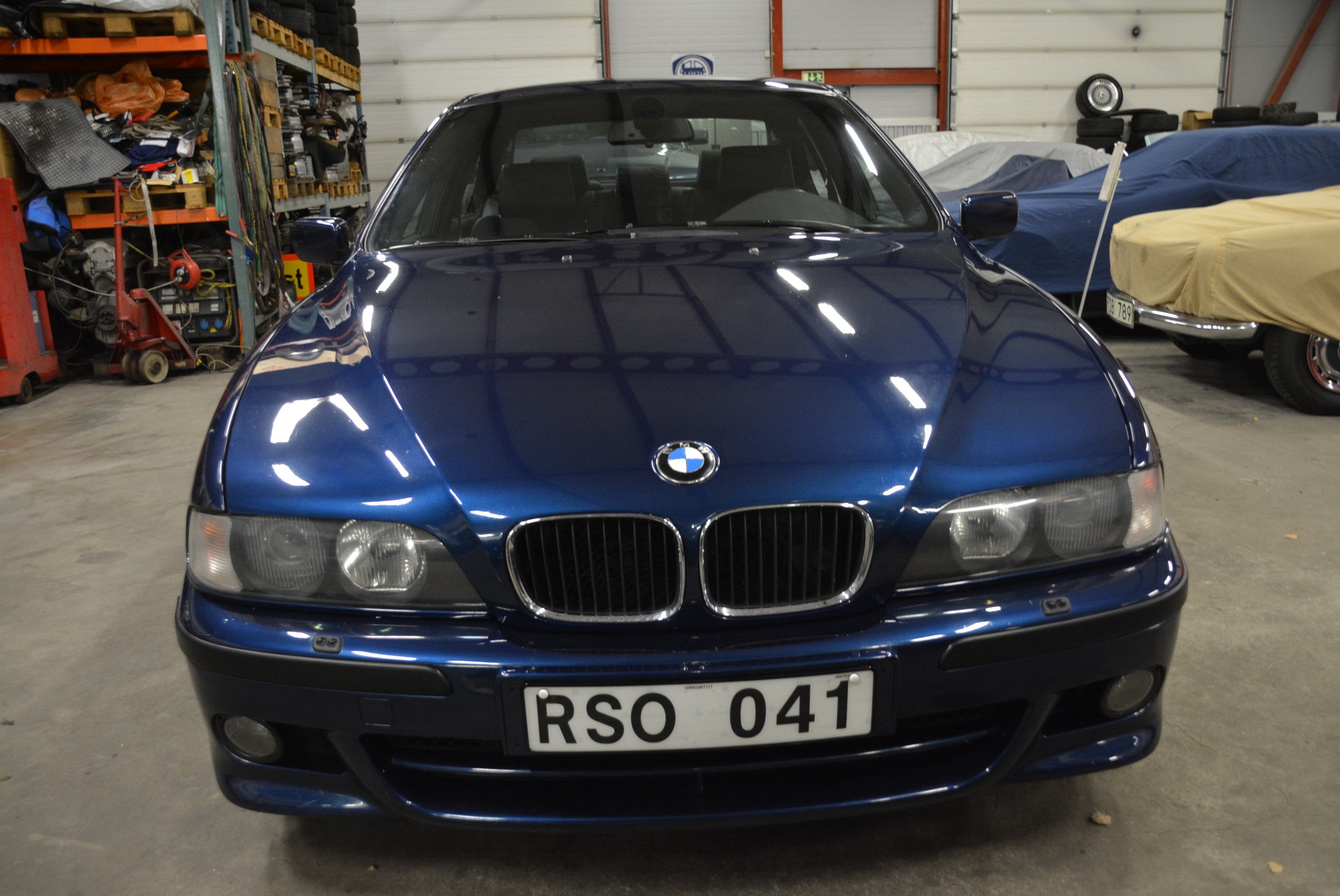 BMW 528 i Sedan M Sport 193hk 2001, photo 3/42
