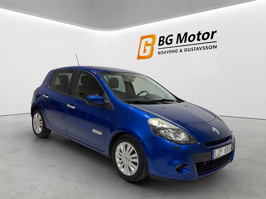Renault Clio 1.2 TCe 101HK Drag/M-värmare/AUX/Låg-driftkostnad